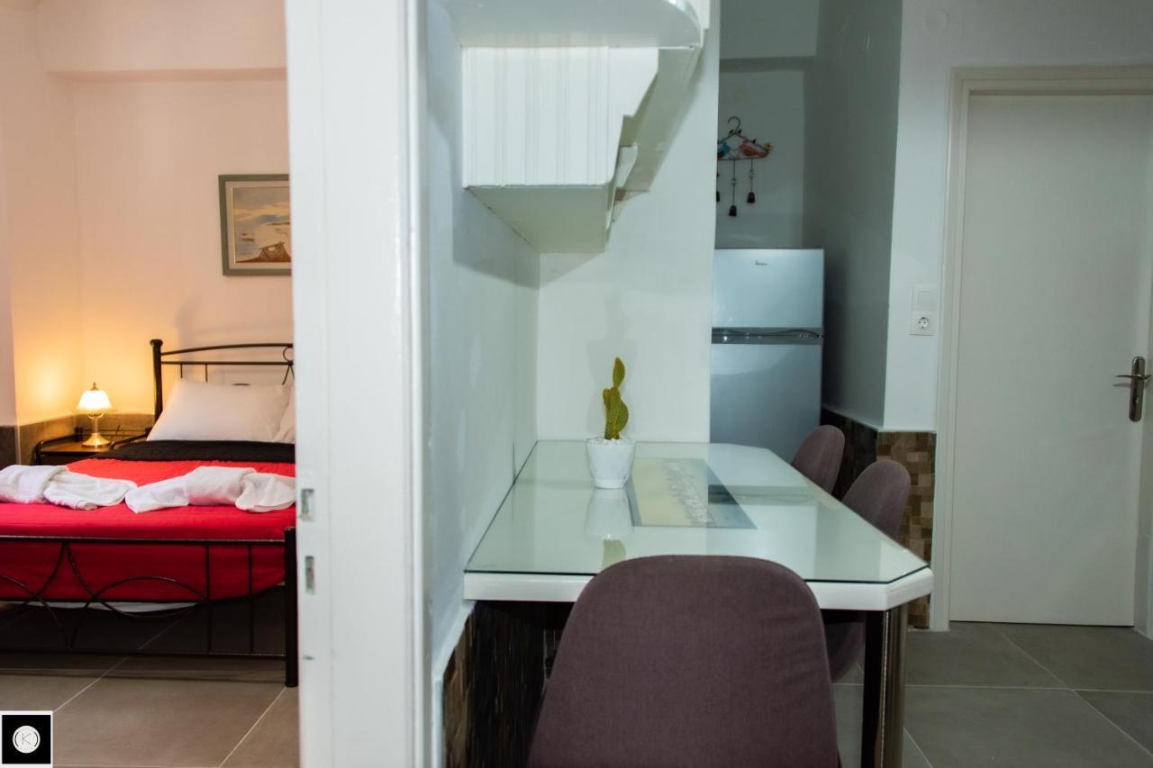 Happy Owl Ground Floor Appartment Zakynthos Town Exterior photo